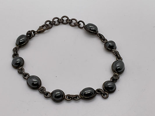 VTG. Sterling Silver & Hematite Cabochon Link 8" Bracelet- 15.11g