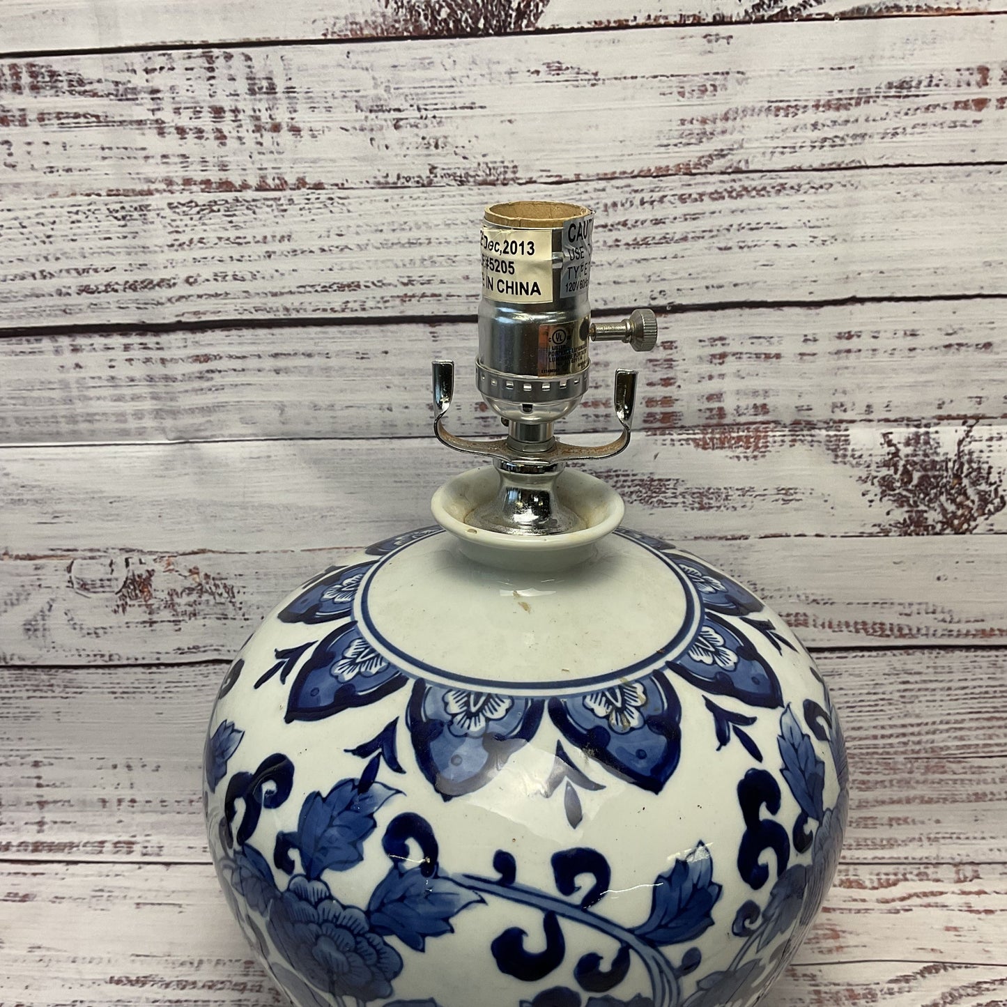 Chinoiserie Blue White Vase Style Lamp Clear Glass Base Working 13"