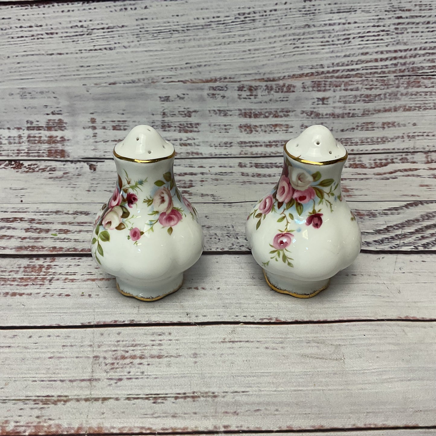 Royal Albert Cottage Garden Pattern Ceramic Salt & Pepper Shakers