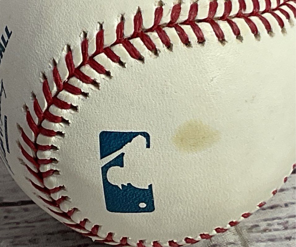 Rawlings Official Major League Yankees Willie Randolph Signed Baseball