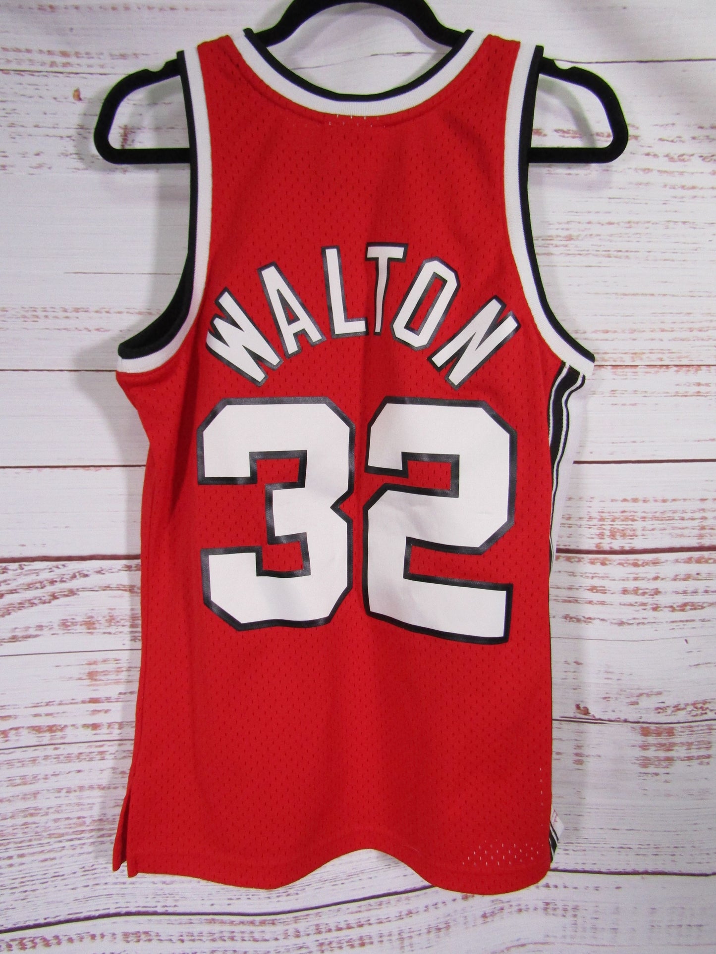 Mitchell & Ness Bill Walton 1976-77 Portland Trail Blazers Jersey Size S