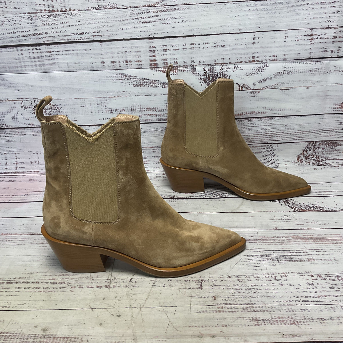 Gianvito Rossi Tan Suede Bootie Chelsea Western Boot Heel Women Size 6.5 AS-IS