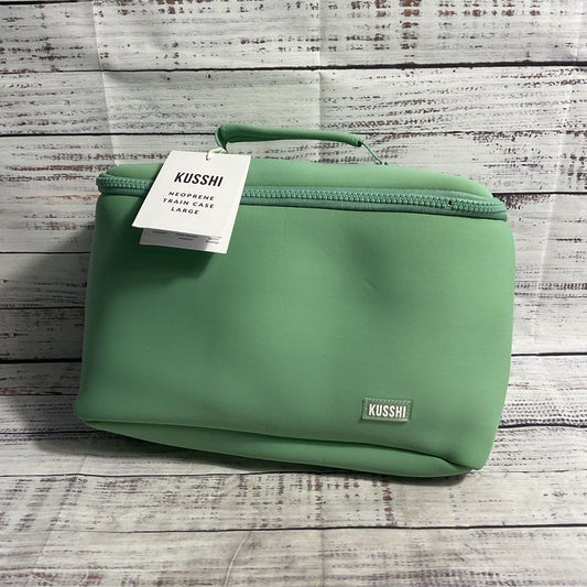 NWT Kusshi Green Neoprene Train Case Makeup Bag