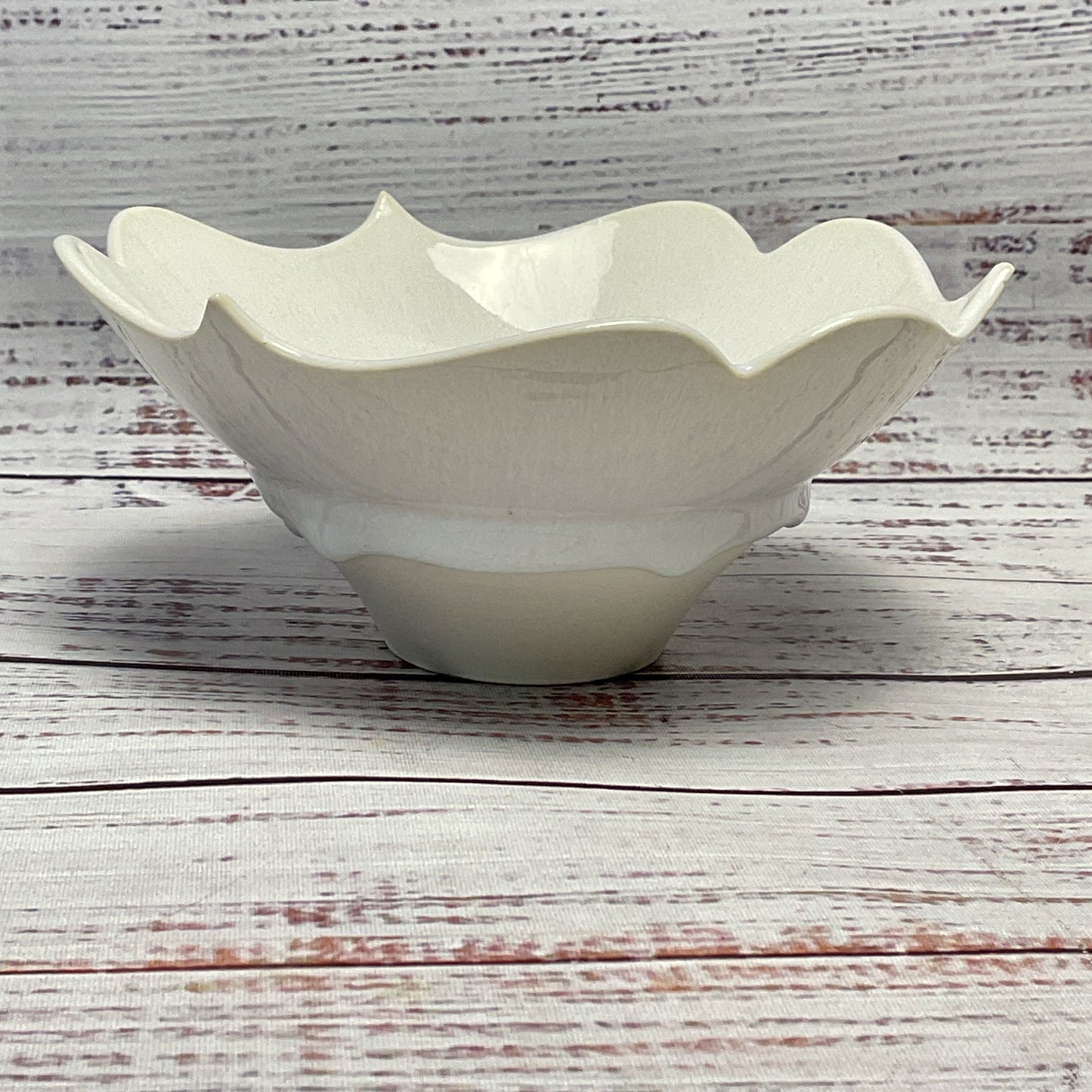 Decorative Scalloped Edge Dripping Glaze Design Signed Bowl 5.5"