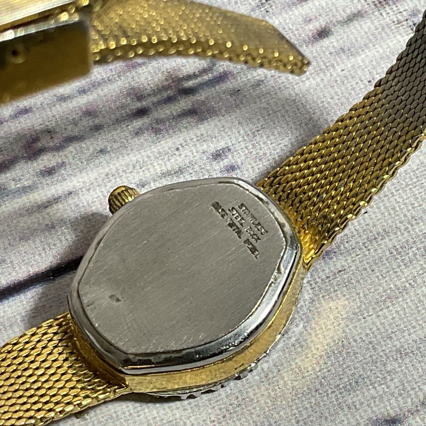 VTG. GRUEN Women's Gold Tone Diamond Accent Mesh Band Watch