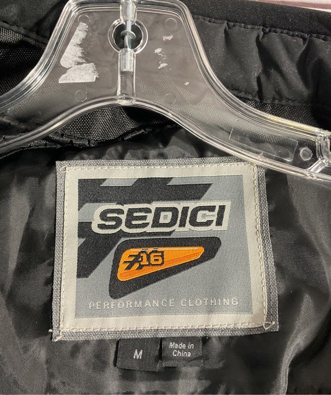Sedici #16 Motorcycle Jacket Men's Medium Black Full Zip Padded Slots -Unpadded