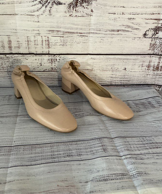 Women's Everlane Beige Pumps Size 6.5