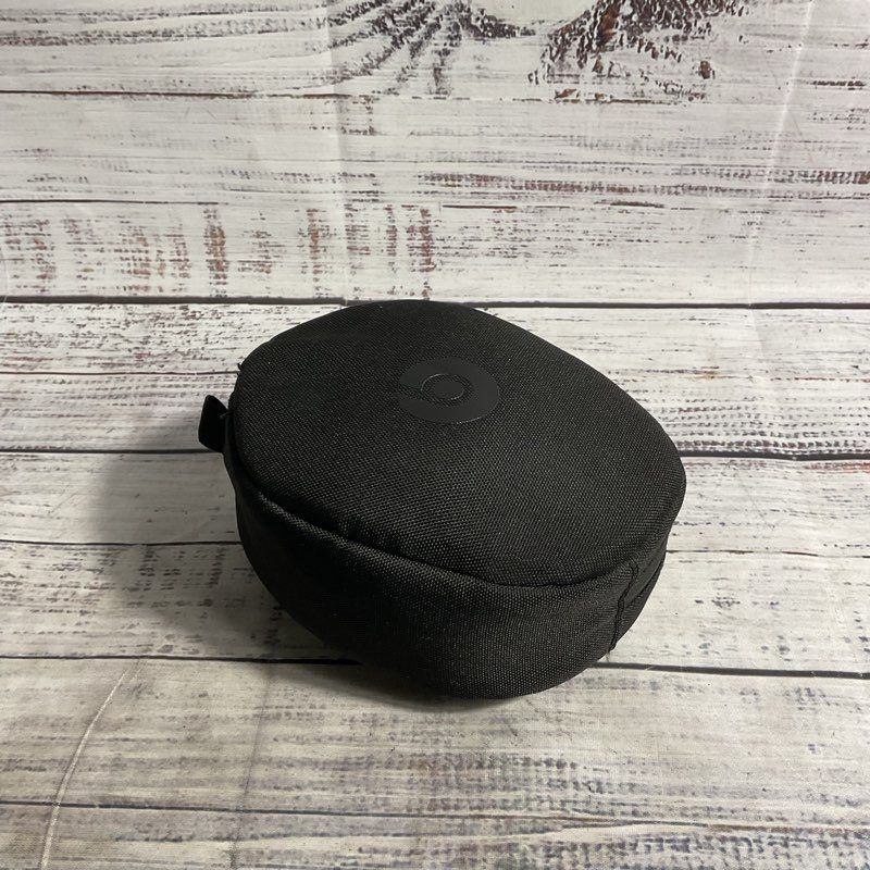 Beats by Dre Solo 3 Wireless & Wired Black On-Ear Headphones w/ Case