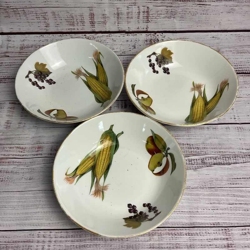 Royal Worcester 3 Pc. Evesham 7" Gold Rim Porcelain Soup/cereal Bowl Set