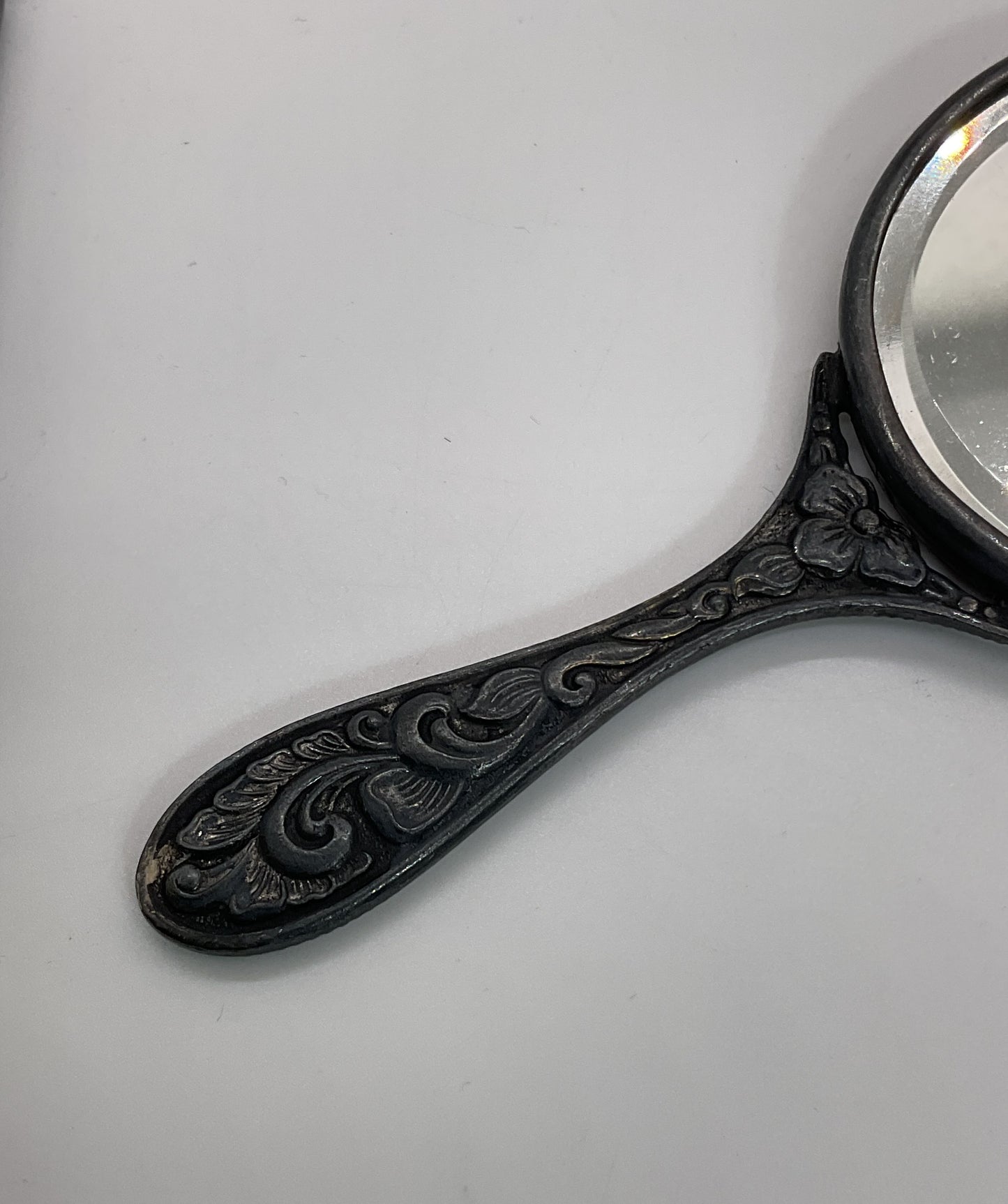 VTG./ANTIQUE Denmark Sterling Silver Repousse 4.75" Vanity Mirror- 49.72g