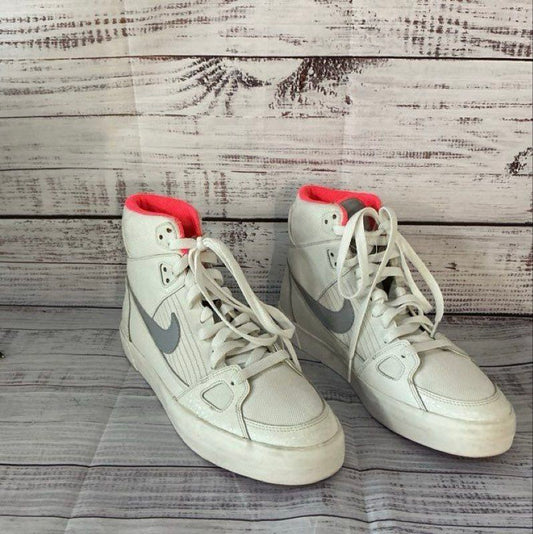 Men's Nike Air High-Top White Sneaker Size 9