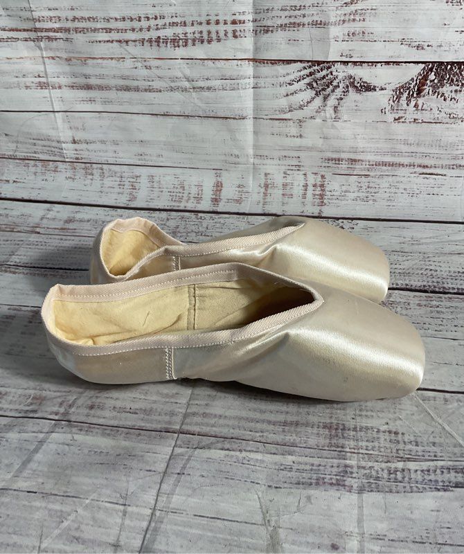 Russian Pointe Brava Pointe Shoe Pink Satin Ballet Size 41 w2 v2 MHF