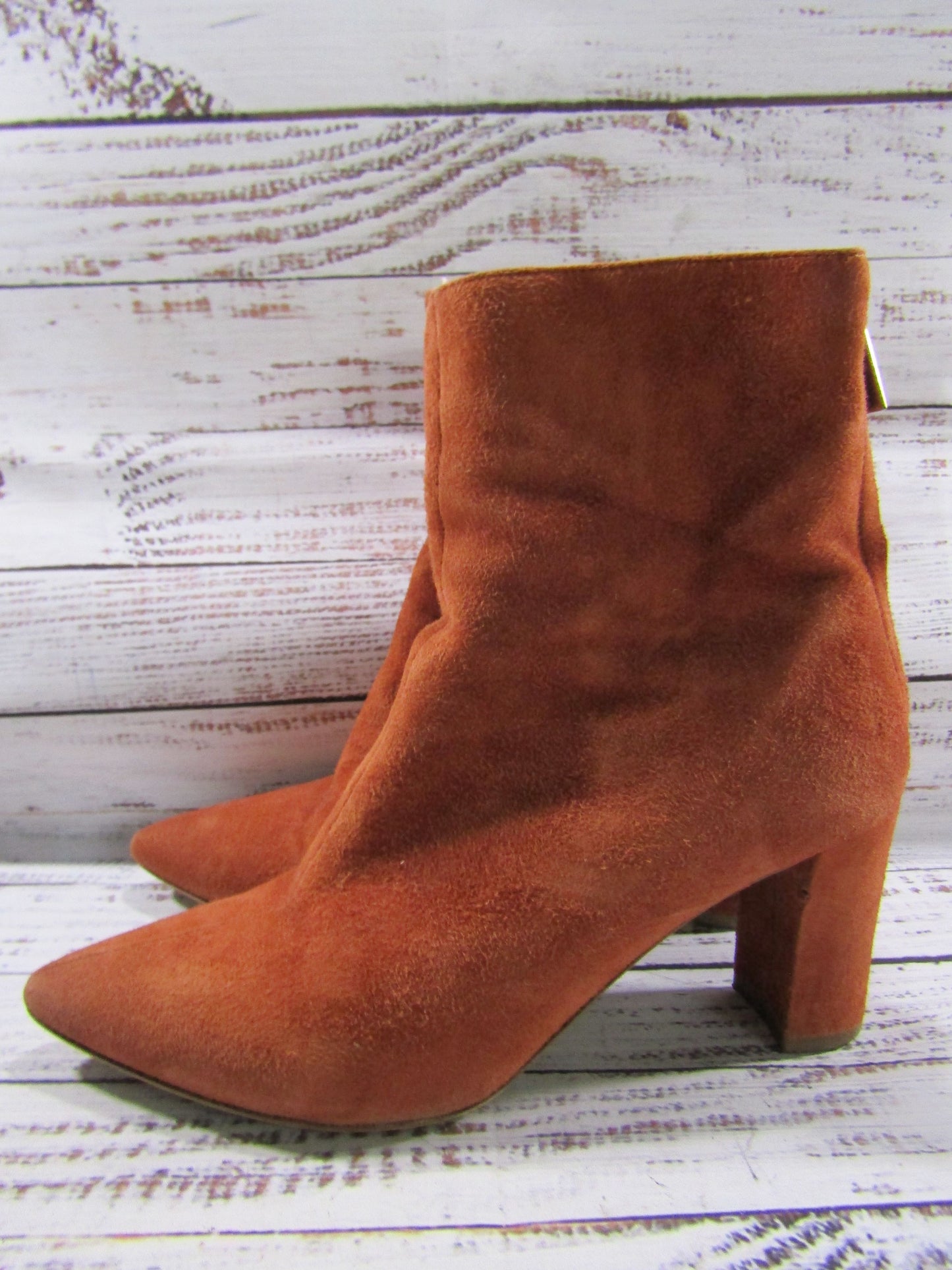 Club Monaco Women's Clay Suede Ankle Zip Boots Size 7 Made in Italy
