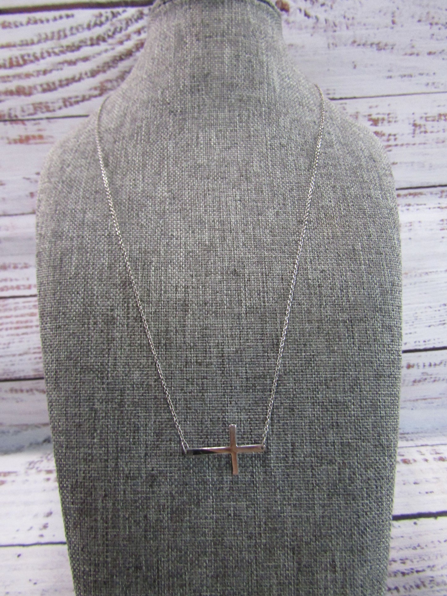 20 1/4" Sterling Silver Rolo Chain Cross Pendant Necklace