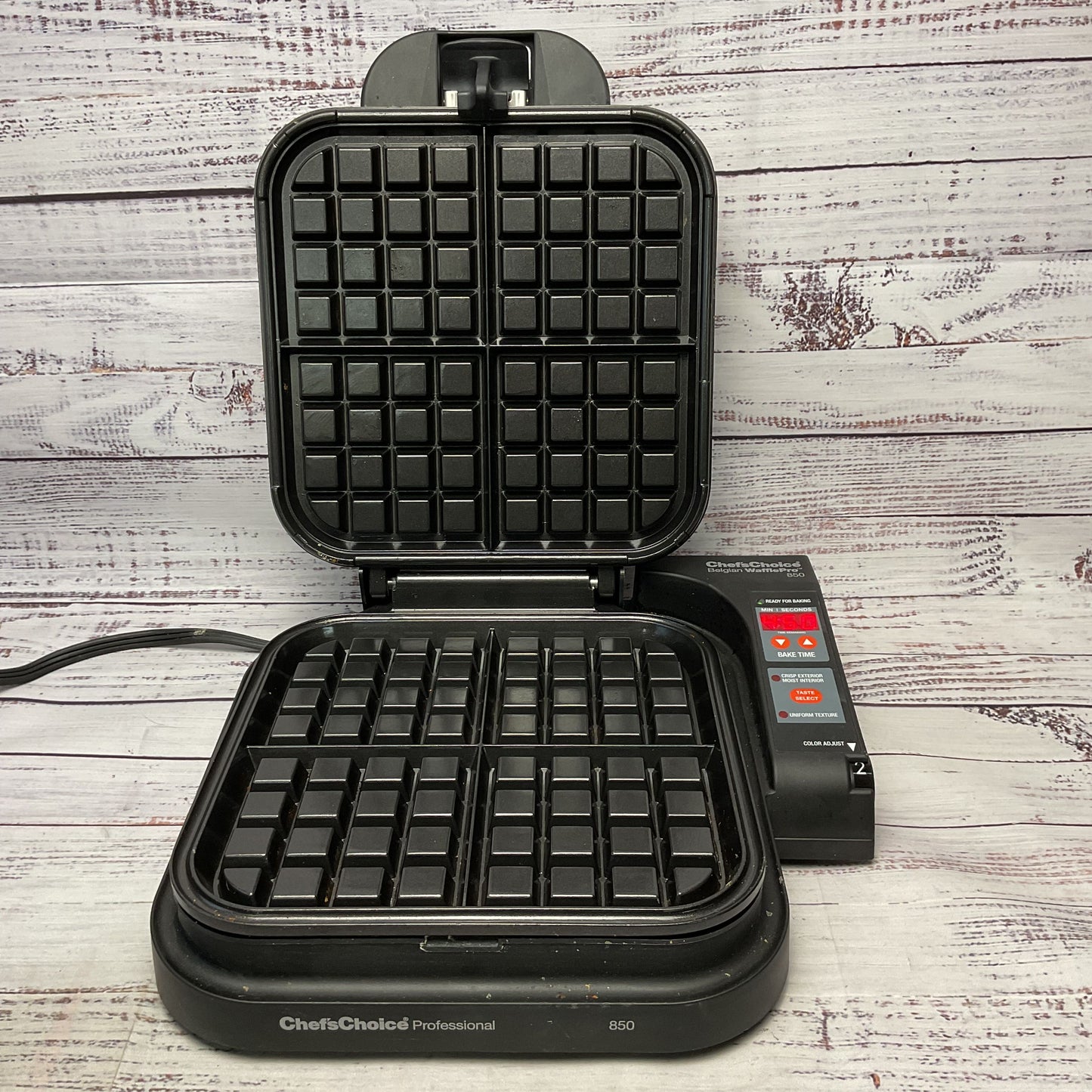 Chef’s Choice Belgian Waffle Pro 850 Square Texture Selector Waffle Maker Iron