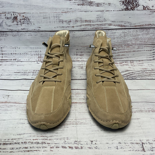 L DECK Beige Chukka Boot Men Size 11US 44EU