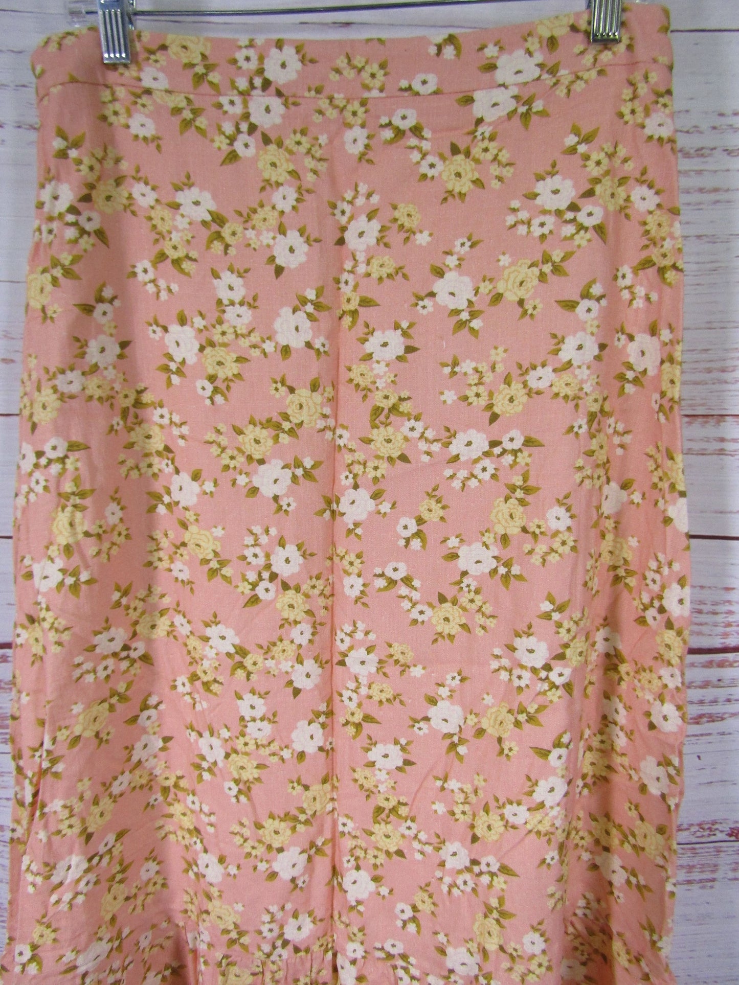 O.P.T Women's Floral Skirt Size XL