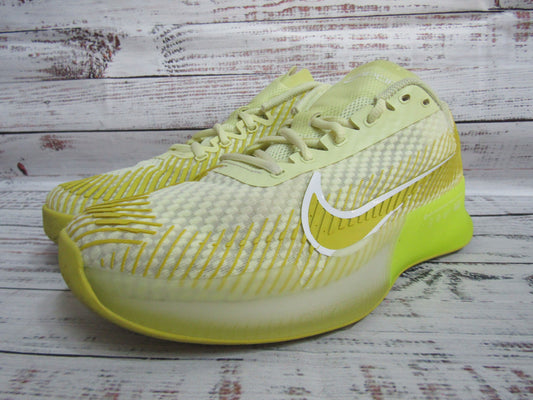 Nike Air Zoom Vapor 11 Women's Luminous Green Low Top Sneakers Size 9 DR6965-300