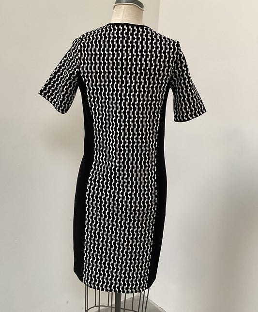 NWT Carlisle Black/white Knit Fitted Dress Size L