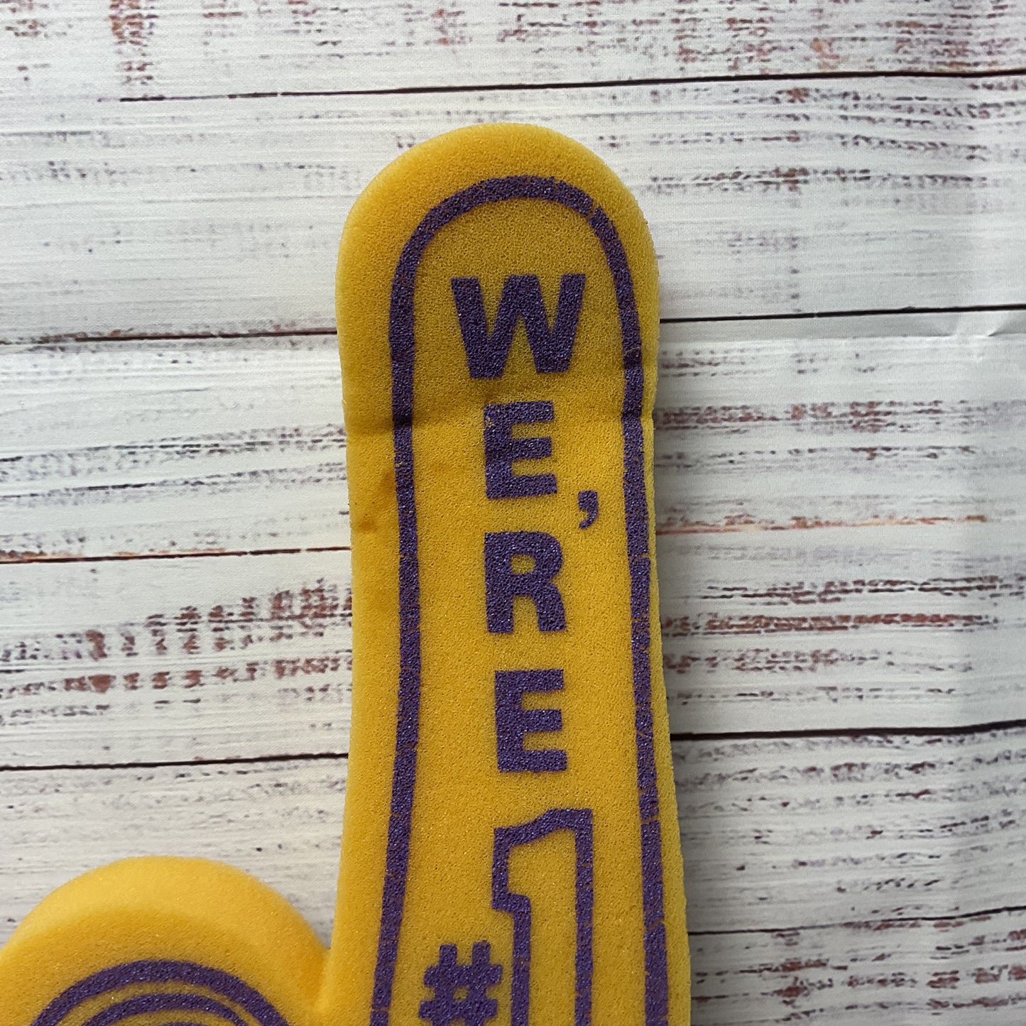 LA Lakers Reloaded 2003-04 Payton, Malone, O'Neal, Kobe Bryant Foam Fingers Pair