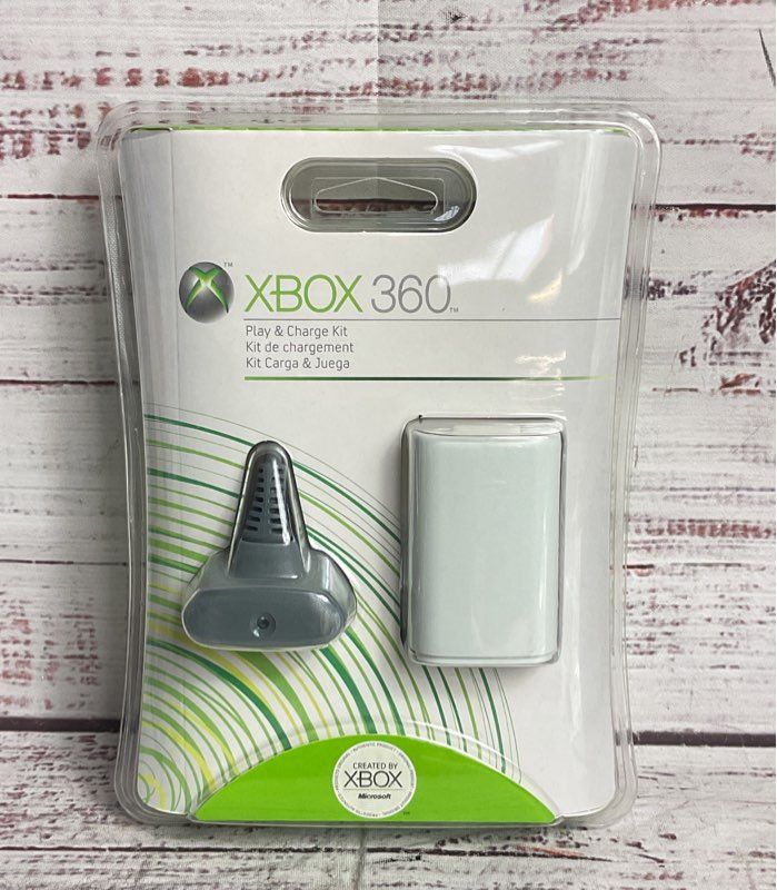 Microsoft Xbox 360 Play & Charge Kit