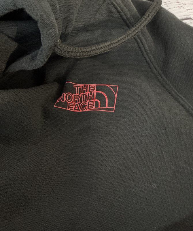 Women's The North Face Black Pullover hoodie Size L