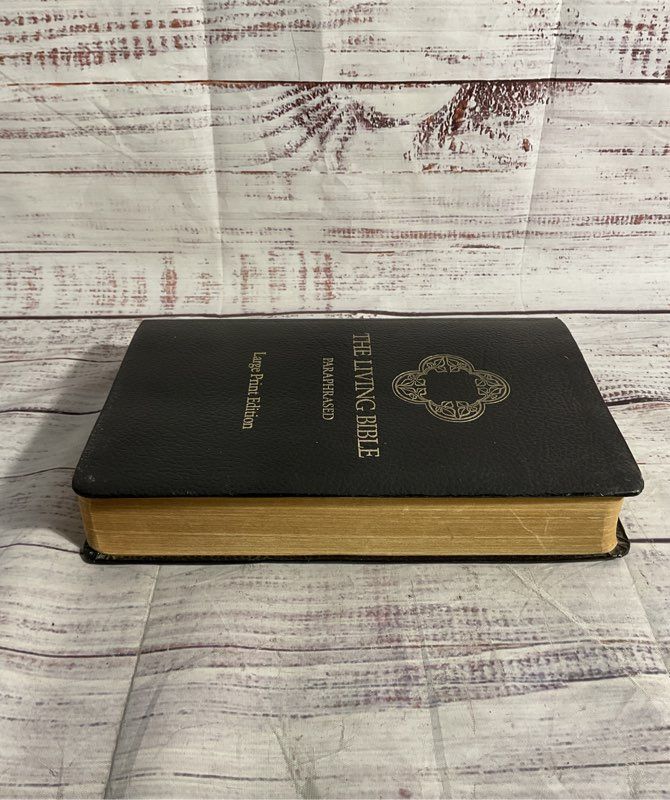 The Living Bible: Paraphrased 1971 First Printing Tyndale Padded Bonded Leather