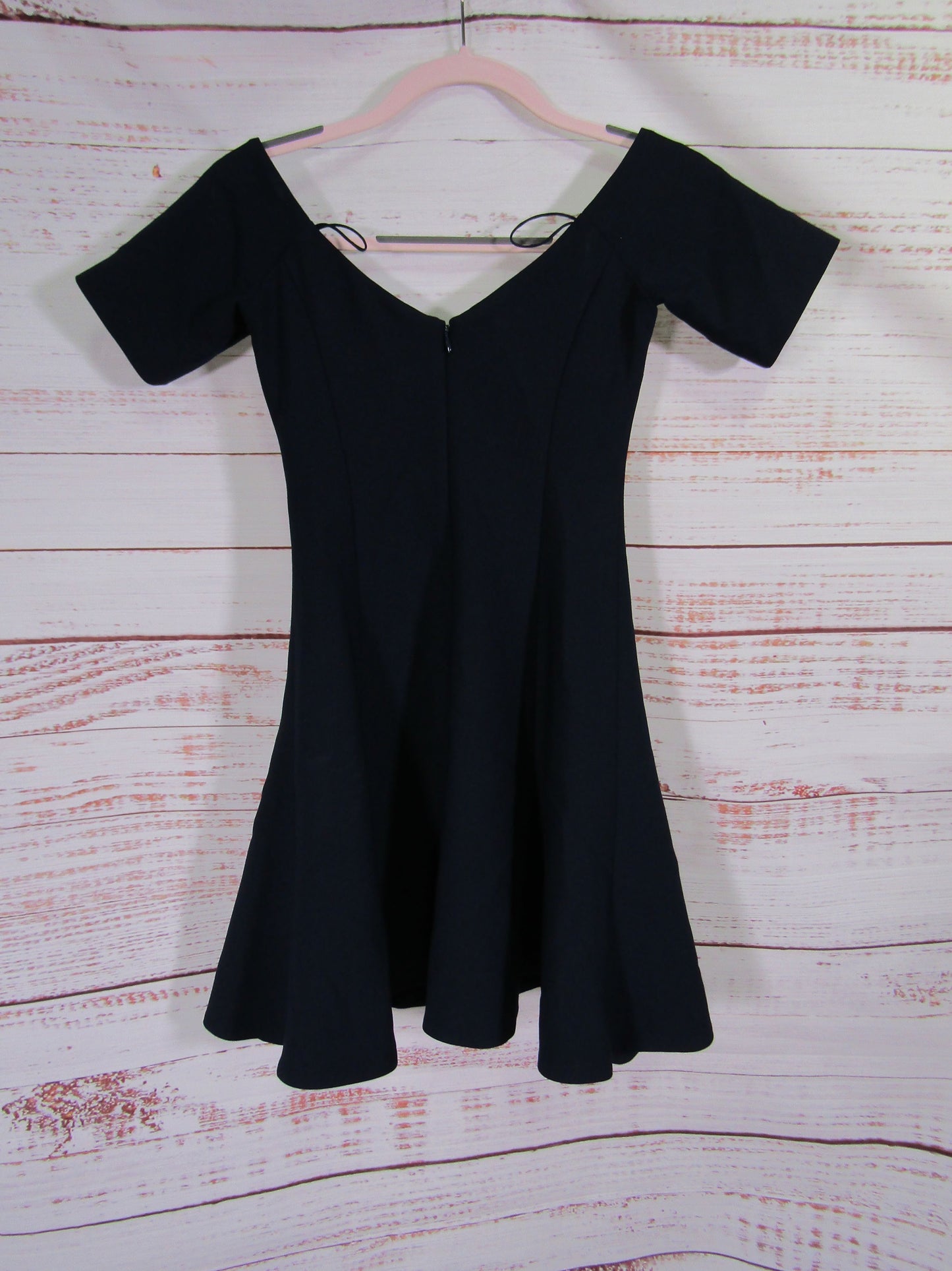 Cinq à Sept Kenna Women's Navy Blue Off The Shoulder Mini Dress Size 2
