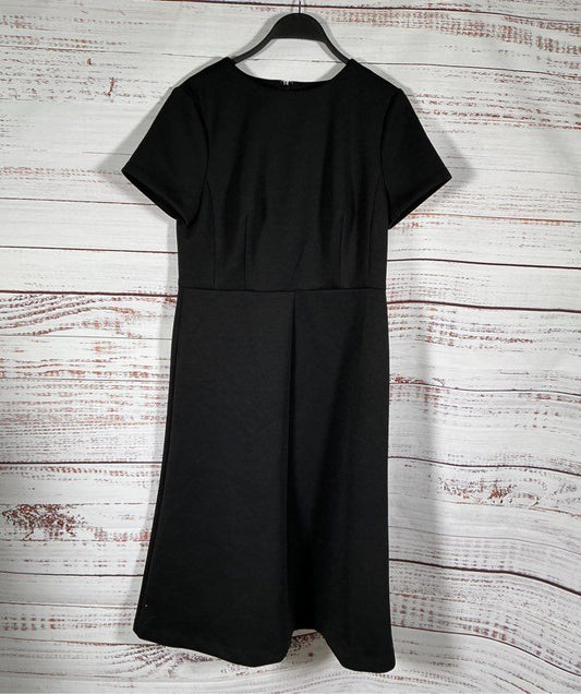NWT Ann Taylor Short Sleeve Black Dress Size 8