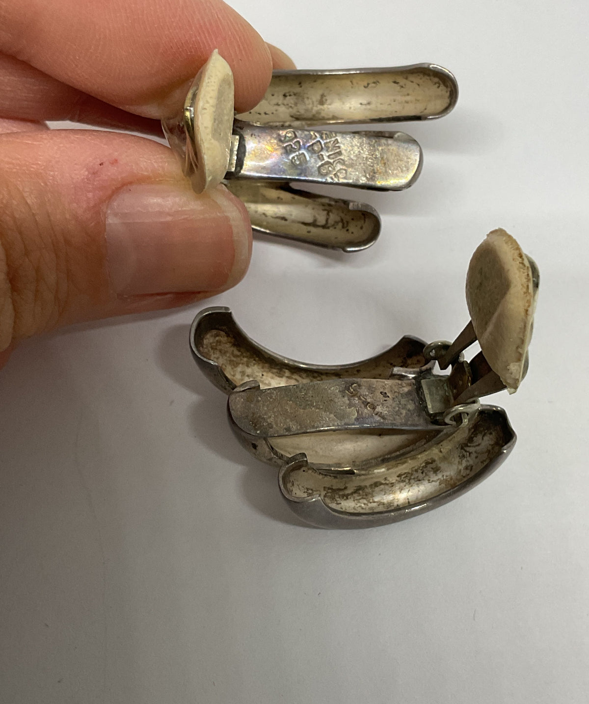 Mexico Sterling Silver Vintage Clip On Earrings 1"