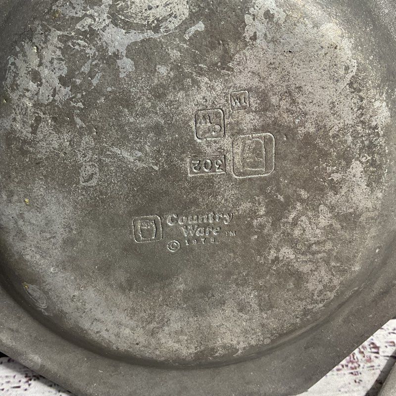 Set Of 2 Vintage Country Ware 8" Octagonal Pewter Plates