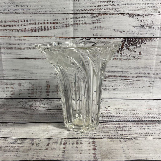 Mikasa Crystal Frosted Swirl Parisian Ivy Vase 6.25” Made In Germany