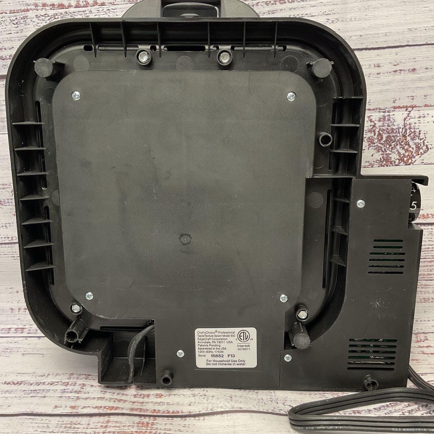 Chef’s Choice Belgian Waffle Pro 850 Square Texture Selector Waffle Maker Iron