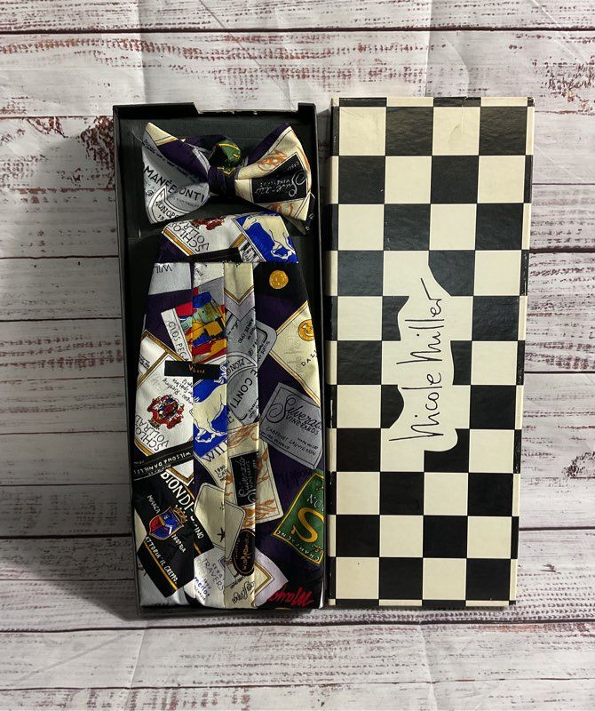 1994 Nicole Miller Silk Wine Chardonnay Wineries Cummerbund & Bowtie With Box