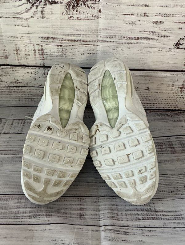 Women's Nike Air Max 95 White & Gray Sneakers Size 7.5