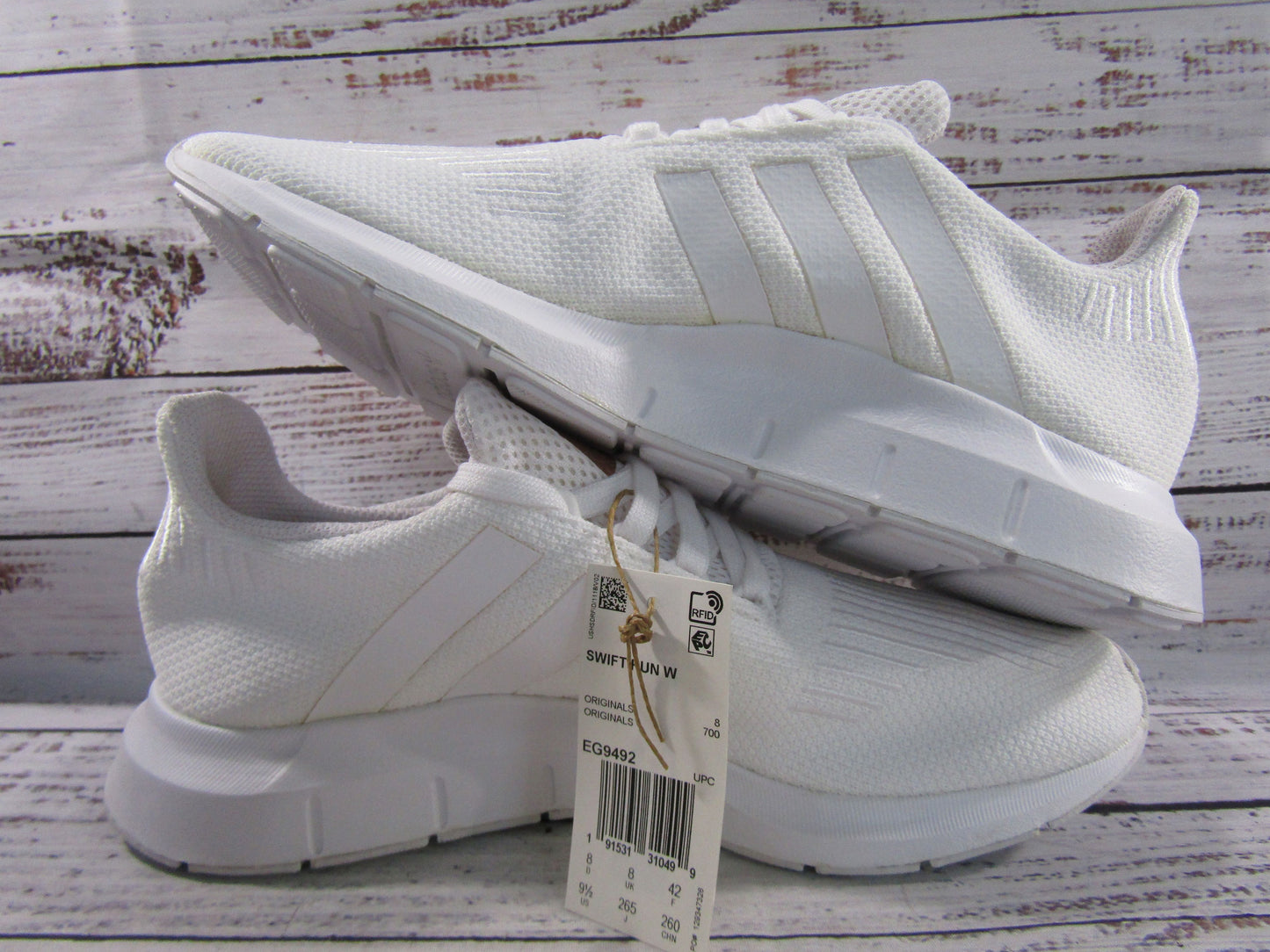 Adidas Swift Run Women's White Low Top Sneakers Size 9.5 EG9492