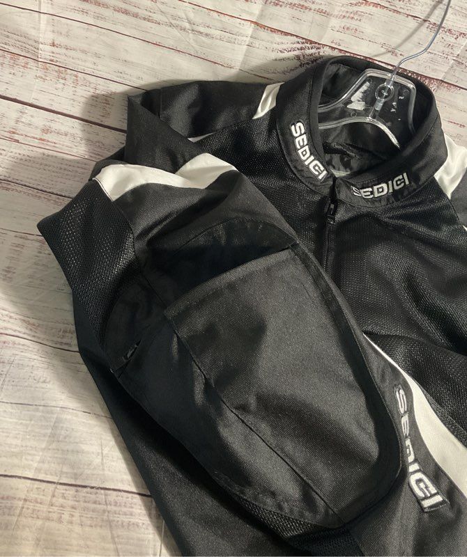 Sedici #16 Motorcycle Jacket Men's Medium Black Full Zip Padded Slots -Unpadded