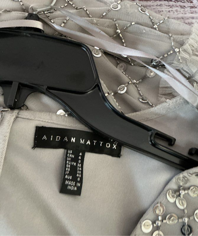 NWT Women's Aidan Mattox SS Silver Beaded Gown Size 4 Retail $595 STUNNING!!