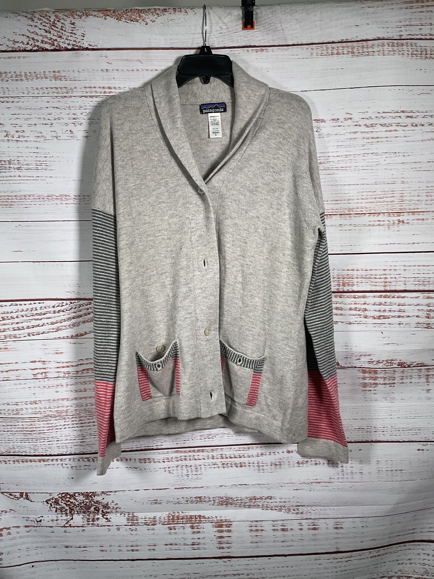 Patagonia Gray Button Up Sweater with Pockets - Size XL