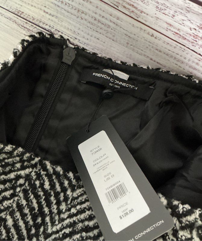 NWT French Connection Black and White Tweed Skirt Size 8 Retail $128
