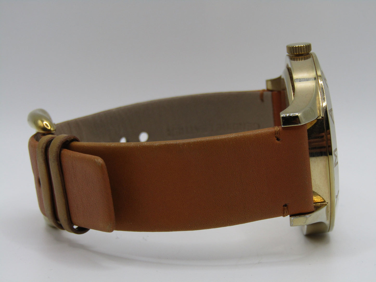 Marc by Marc Jacobs Women's Gold Tone Stainless Steel Leather Band Quartz Watch