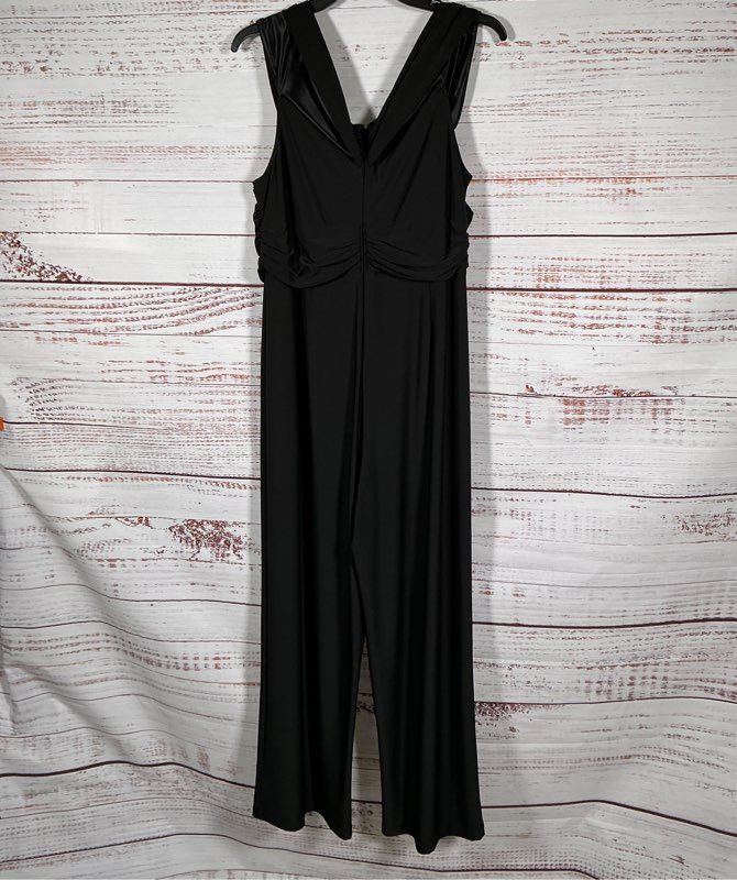 NWT Nicole Miller Black Jersey Jumpsuit Size 12 Retail $189