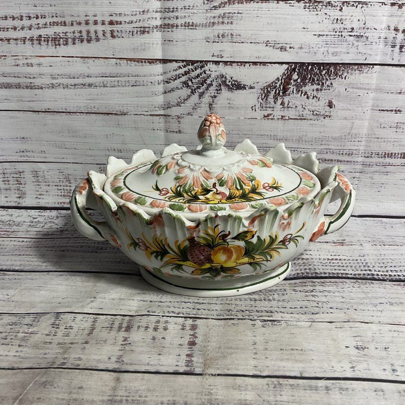 Vintage Hand Painted Floral Scalloped Rim Lidded Soup Tureen Made In Italy
