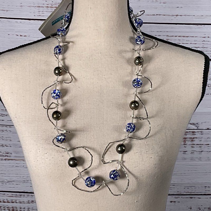 NWT HEARTSTRINGS Sterling Silver Clasp Glass Beaded Necklace- 32"