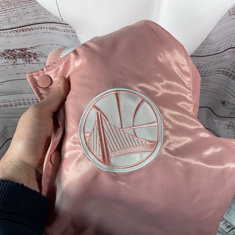 Starter Black Label Golden State Warriors Pink Satin Bomber Jacket Size Large
