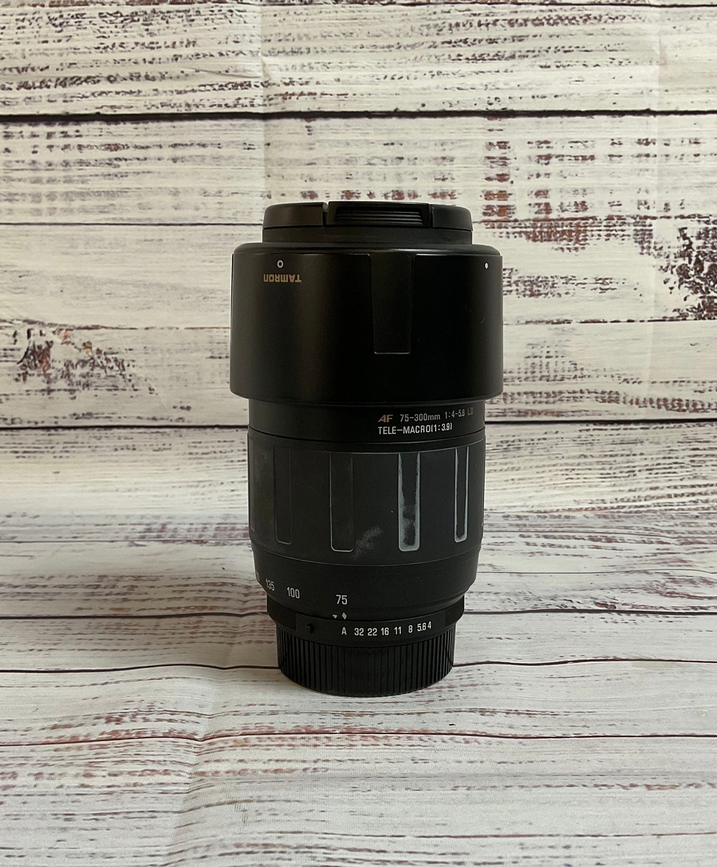 Tamron AF 75-300mm Camera Lens with Lens Covers