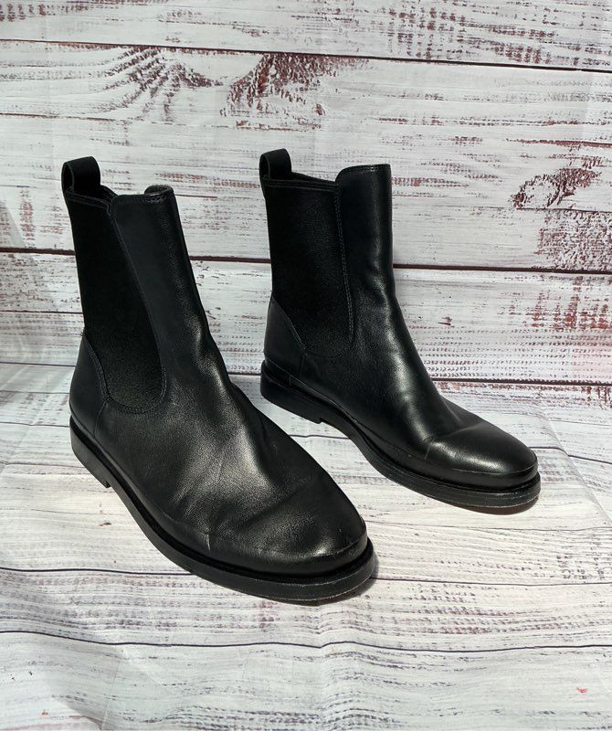 Women's Vince Black Ankle Boot Size 6 Retail $300