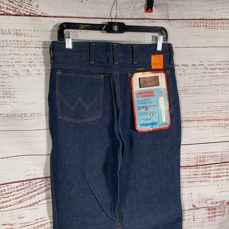 Vintage 80s Deadstock Wrangler Middleweight 12.25 oz Straight Leg Jeans 31x36