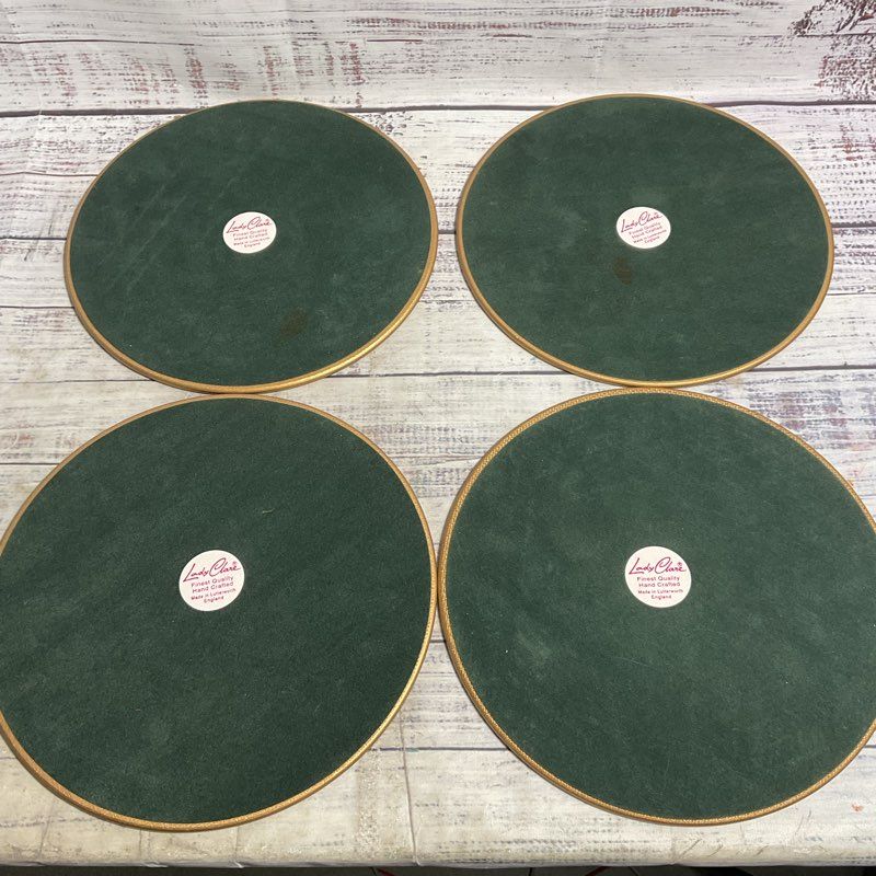 Lady Clare Set Of 4 Taylor's Port Cherub Motif Round 9" Lacquer Finish Placemat
