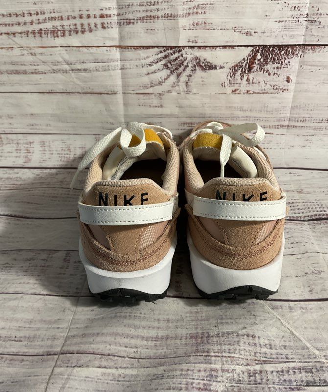 Nike Waffle Debut Shoes Women's 7 Pink Suede Pastel Retro Running DH9523-600